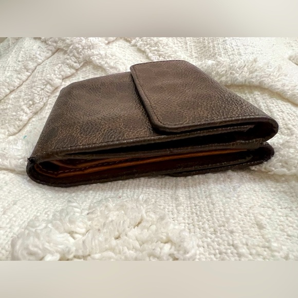 Preloved Authentic Celine compact wallet - Picture 8 of 12